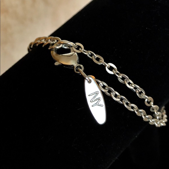 New York and company necklace and earrings - Picture 5 of 7